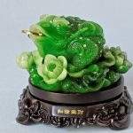Sự tích và ý nghĩa cóc ba chân thiềm thừ