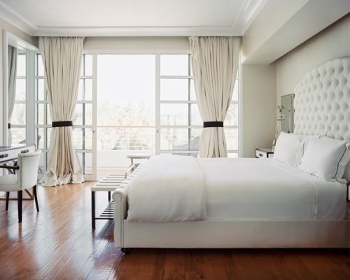 Những người mang mệnh Thủy nên quay về hướng Tây Bắc hay Tây để đặt giường và hướng phòng ngủ (ảnh minh họa)