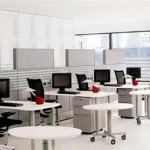 Phong thủy văn phòng kỵ gương soi chiếu