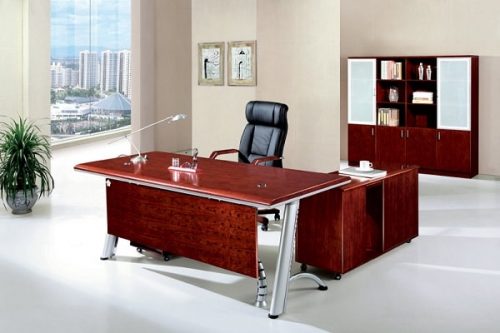 Bạn hãy đặt bàn làm việc của mình theo hướng Tây Nam Và tây bắc (ảnh minh họa)