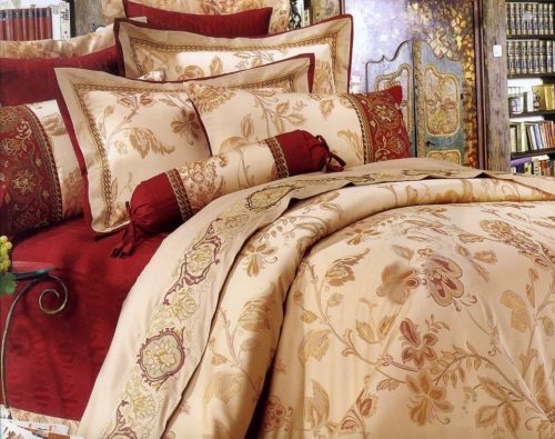 Gia chủ mệnh Thổ nên dùng gam màu nâu hay vàng đất, có thể kết hợp với màu đỏ, màu hồng, màu tím (ảnh minh họa)