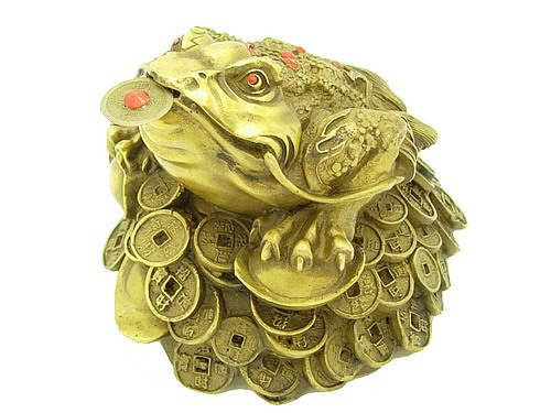 Cóc phong thủy có ý nghĩa mang lại tài lộc và may mắn cho gia chủ tuổi Tân Tỵ 2001.