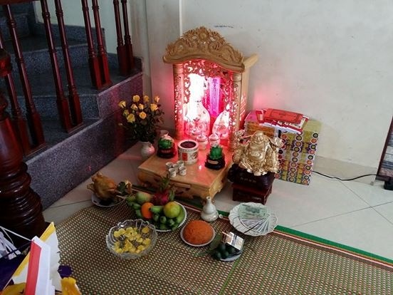 Bàn thờ Thần Tài